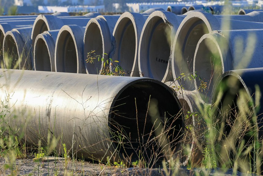 cylindrical containers for cement